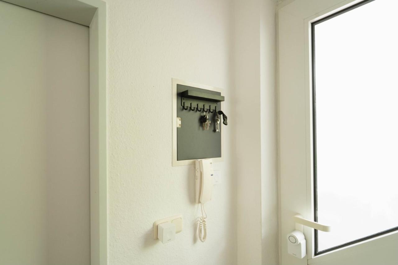Raum921 - Stilvolles Apartment - Wlan, Tiefgarage, Kueche, Netflix Magdeburg Exterior foto