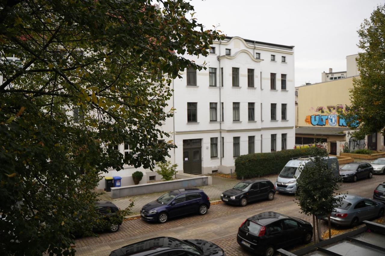 Raum921 - Stilvolles Apartment - Wlan, Tiefgarage, Kueche, Netflix Magdeburg Exterior foto